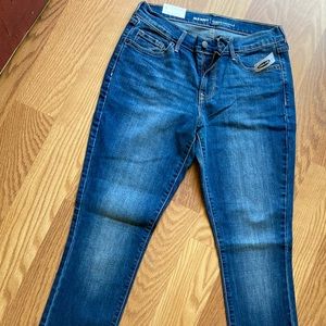 NWT Women’s Old Navy Skinny Jeans